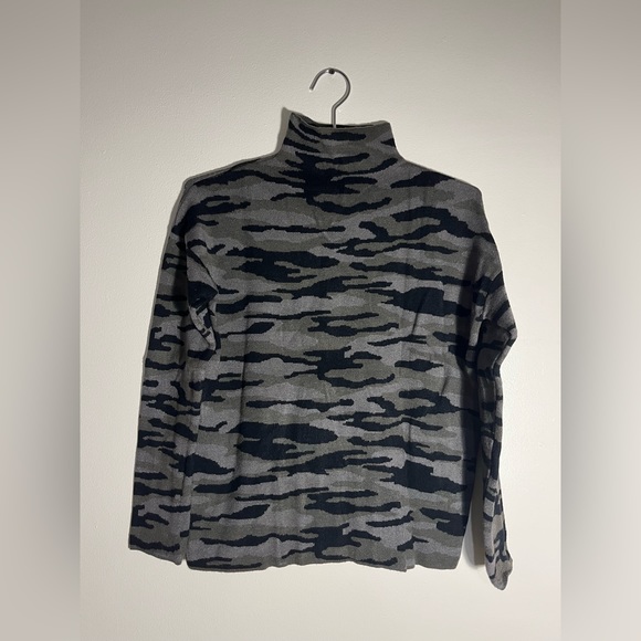 Tahari Tops - Women’s mock neck long sleeve